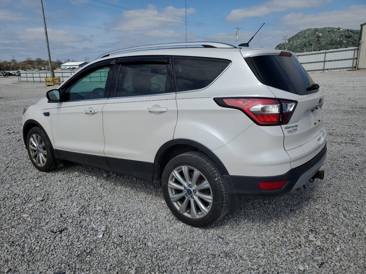 2017 FORD ESCAPE TIT - Image 2