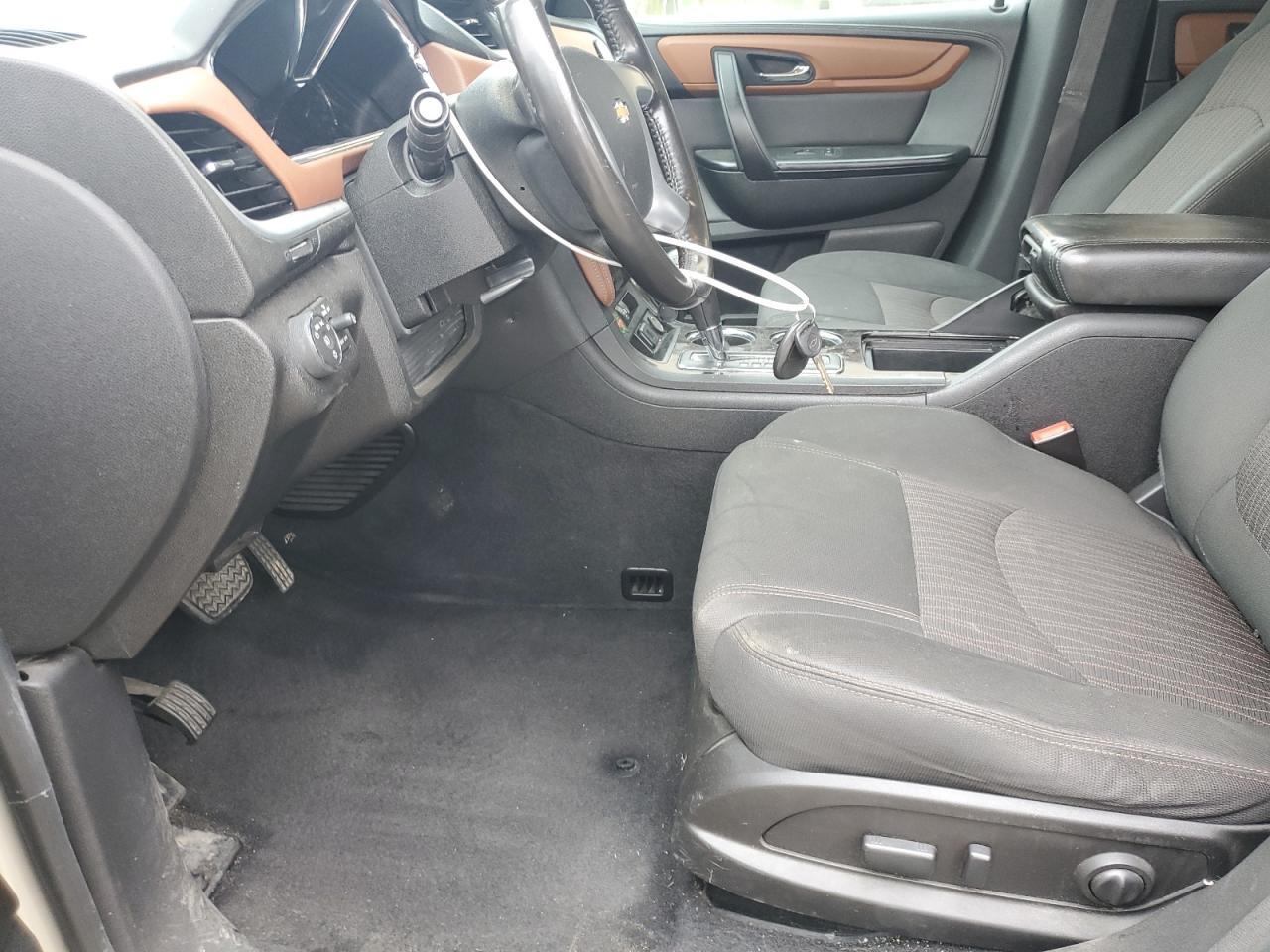 2015 CHEVROLET TRAVERSE L - Image 7