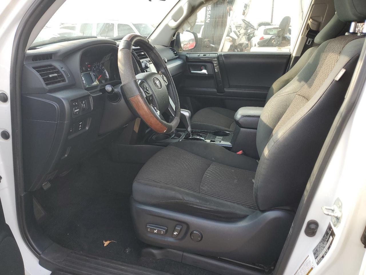 2019 TOYOTA 4RUNNER SR - Фото 7