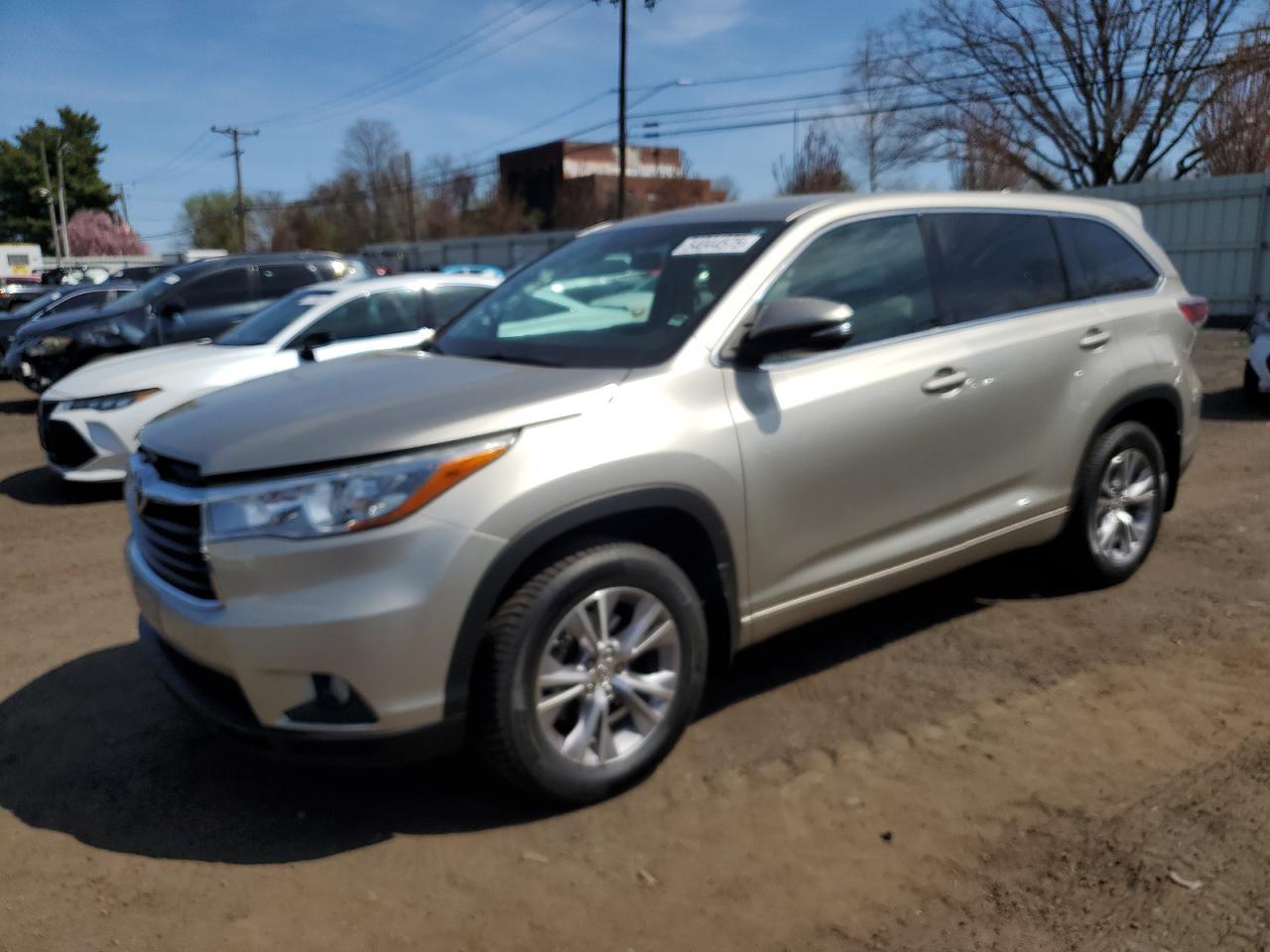 2015 TOYOTA HIGHLANDER