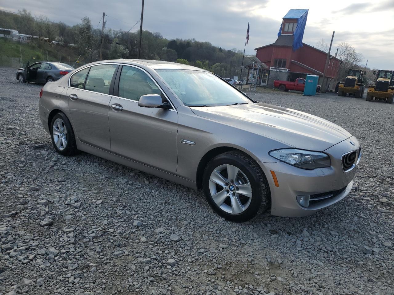 2013 BMW 528 XI - Фото 4