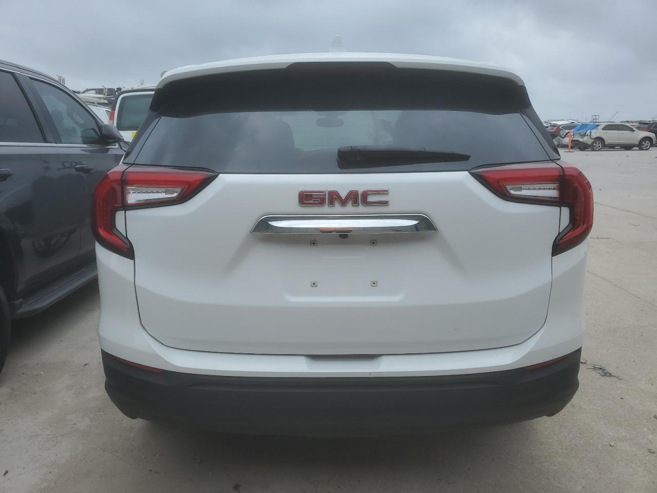 2023 GMC TERRAIN SL - Фото 6