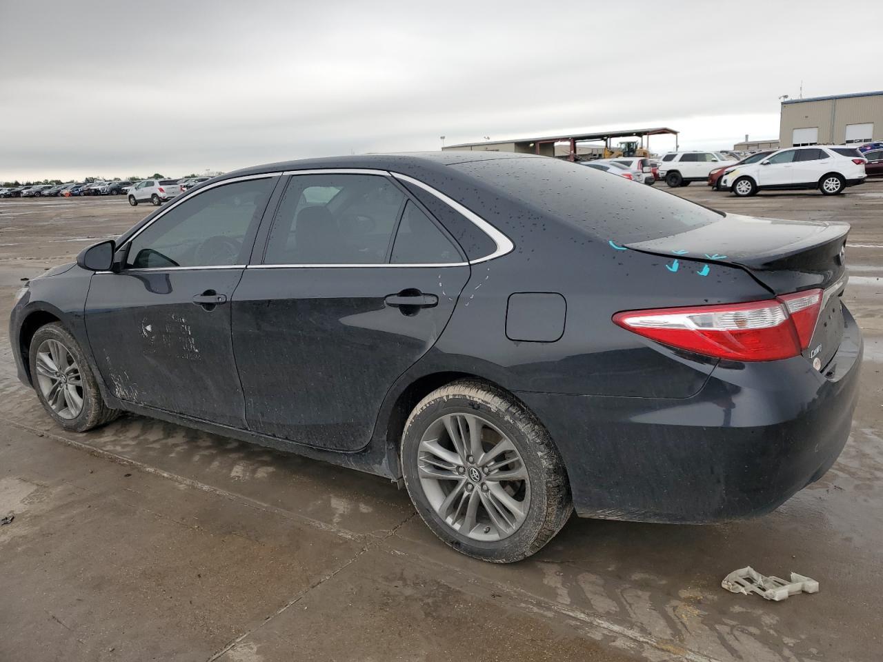 2017 TOYOTA CAMRY LE - Фото 2
