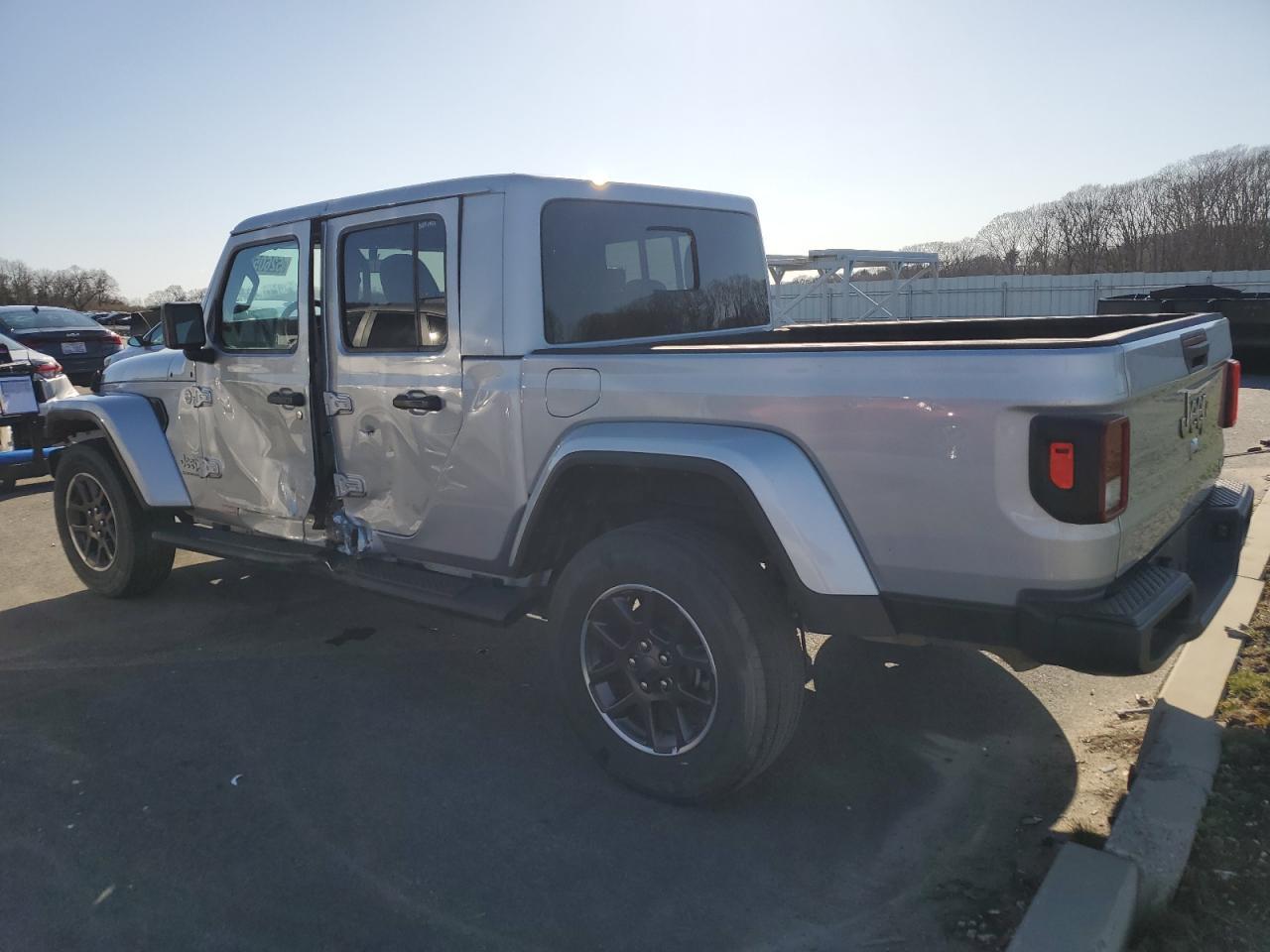 2023 JEEP GLADIATOR - Image 2
