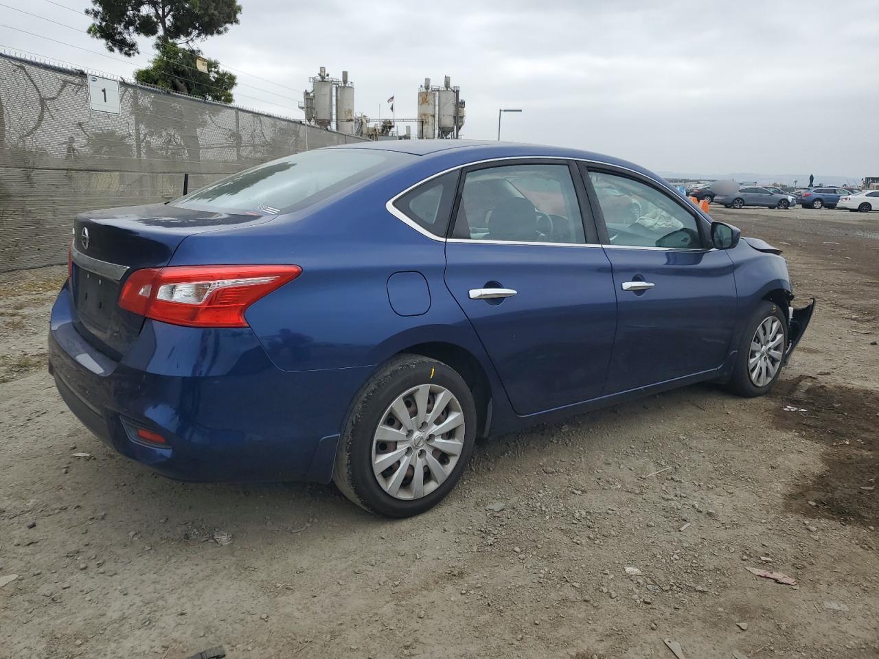 2017 NISSAN SENTRA S - Фото 3