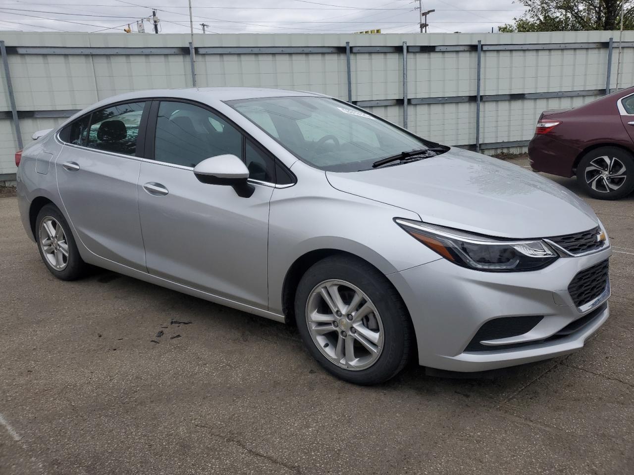 2017 CHEVROLET CRUZE LT - Image 4