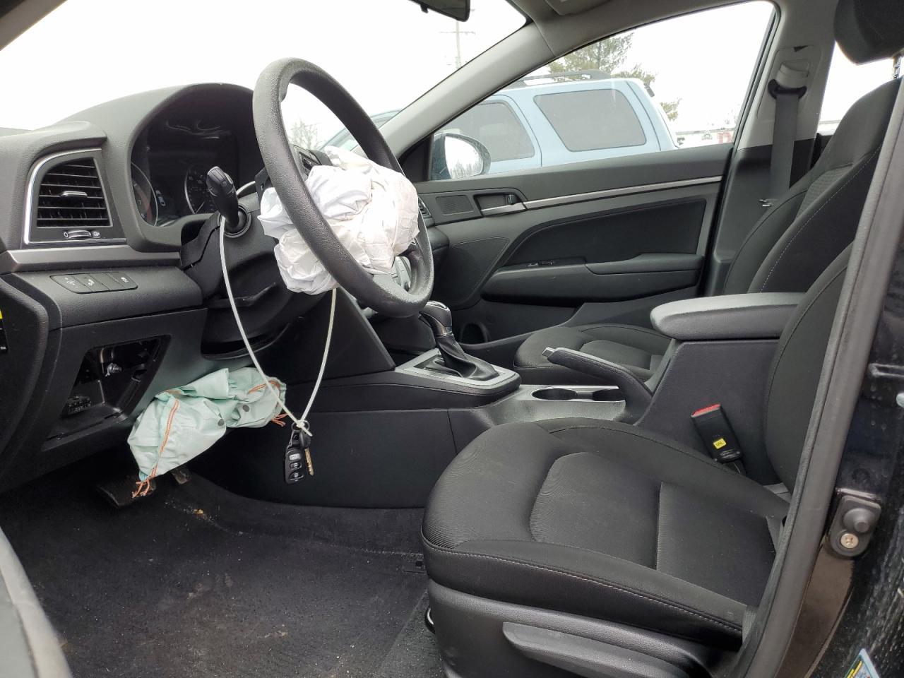 2018 HYUNDAI ELANTRA SE - Image 7