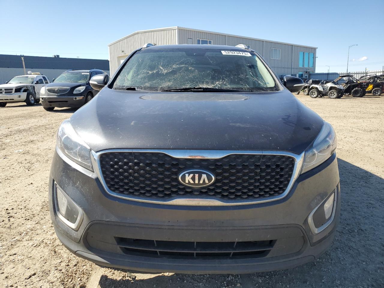 2017 KIA SORENTO LX - Image 5