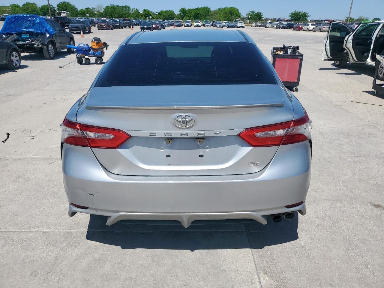 2018 TOYOTA CAMRY L - Фото 6
