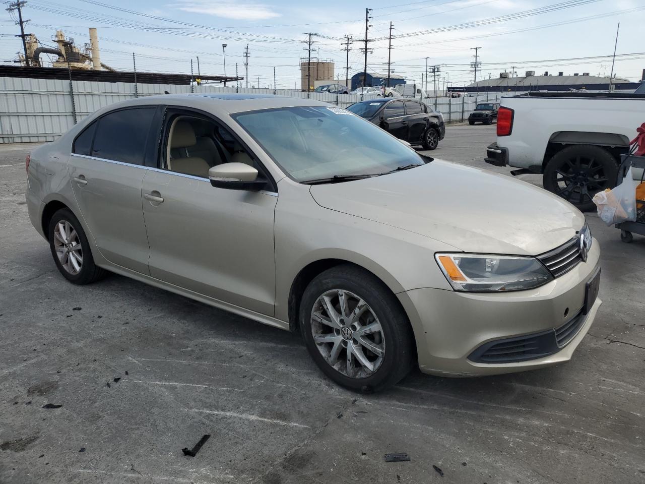 2014 VOLKSWAGEN JETTA SE - Фото 4