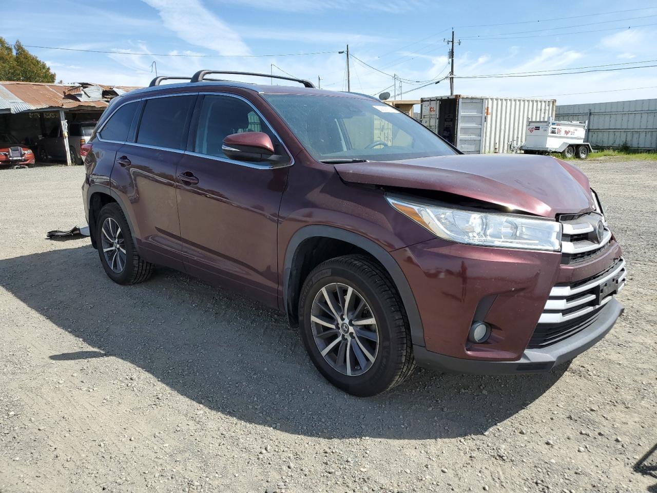 2018 TOYOTA HIGHLANDER - Image 4