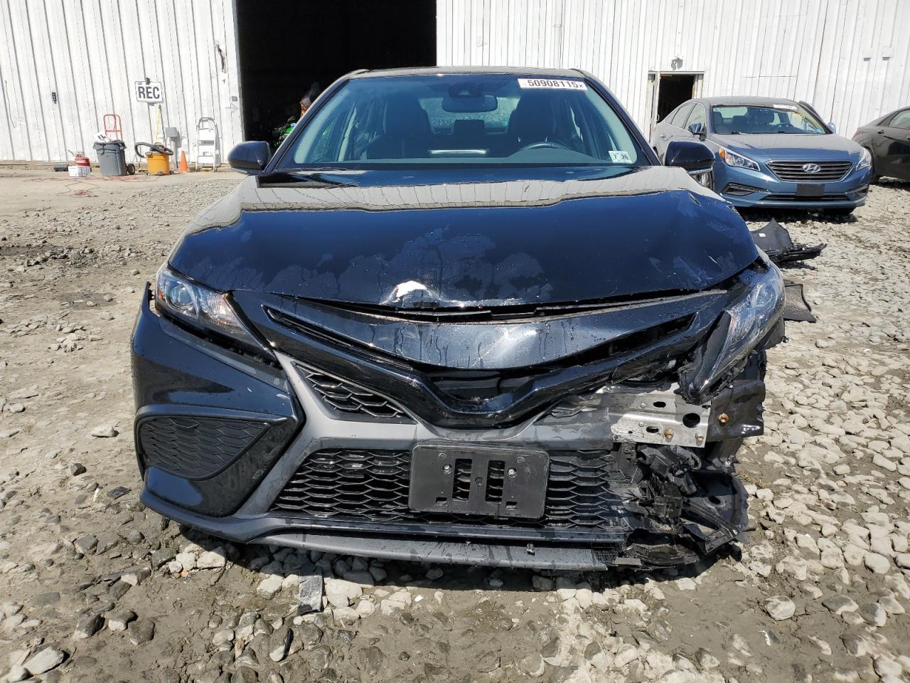 2021 TOYOTA CAMRY SE - Image 5