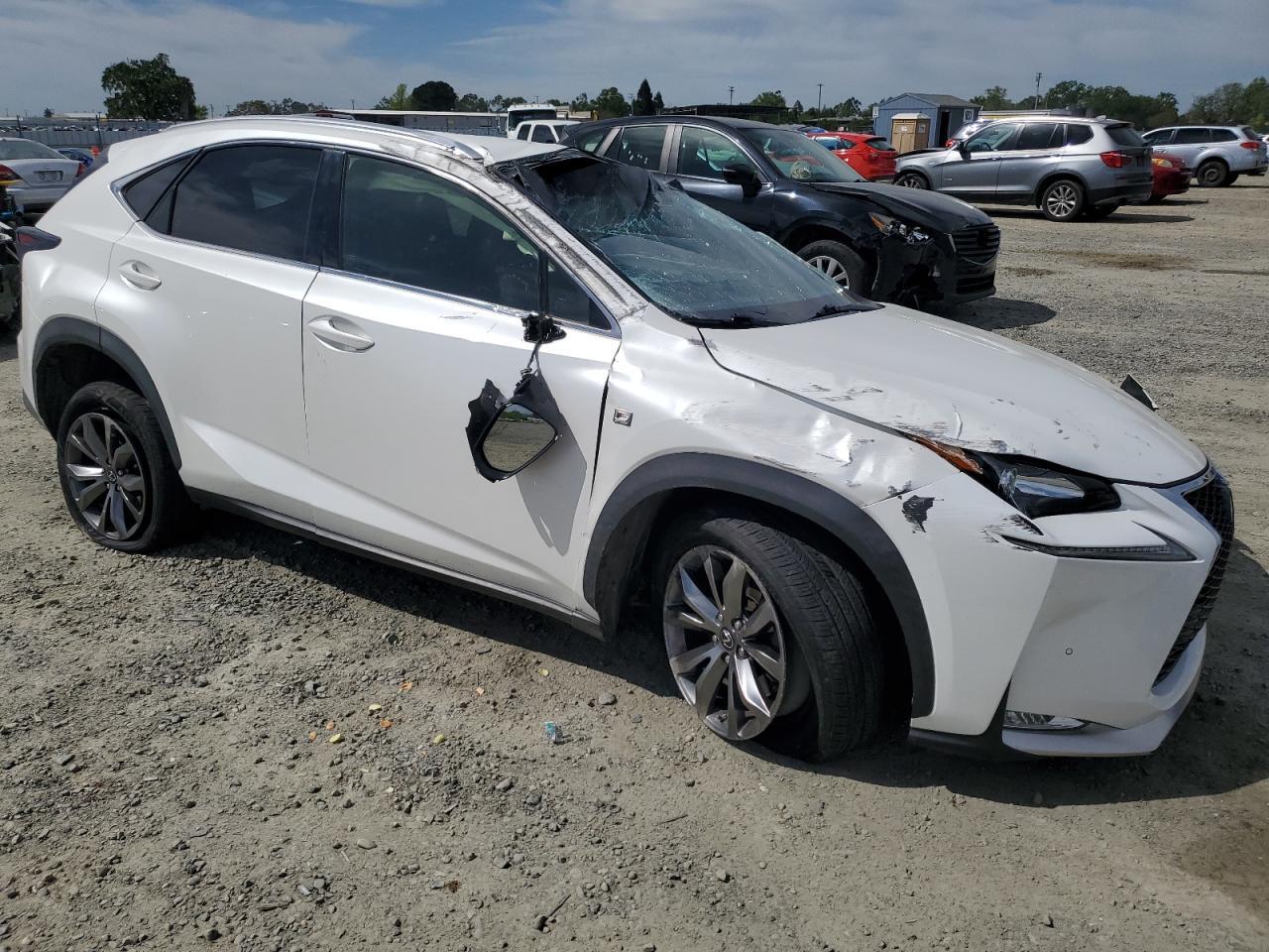 2015 LEXUS NX 200T - Image 4