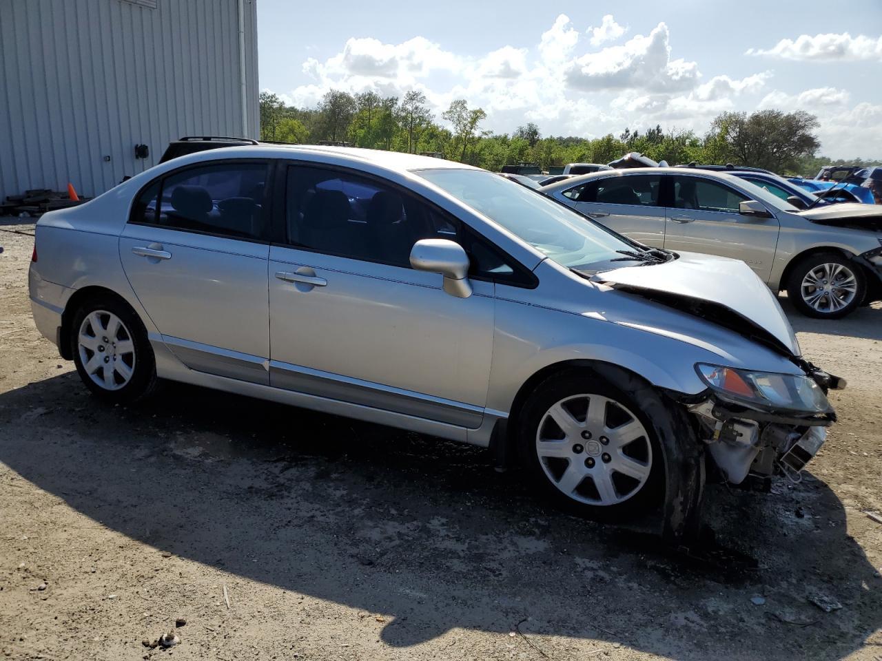 2011 HONDA CIVIC LX - Image 4