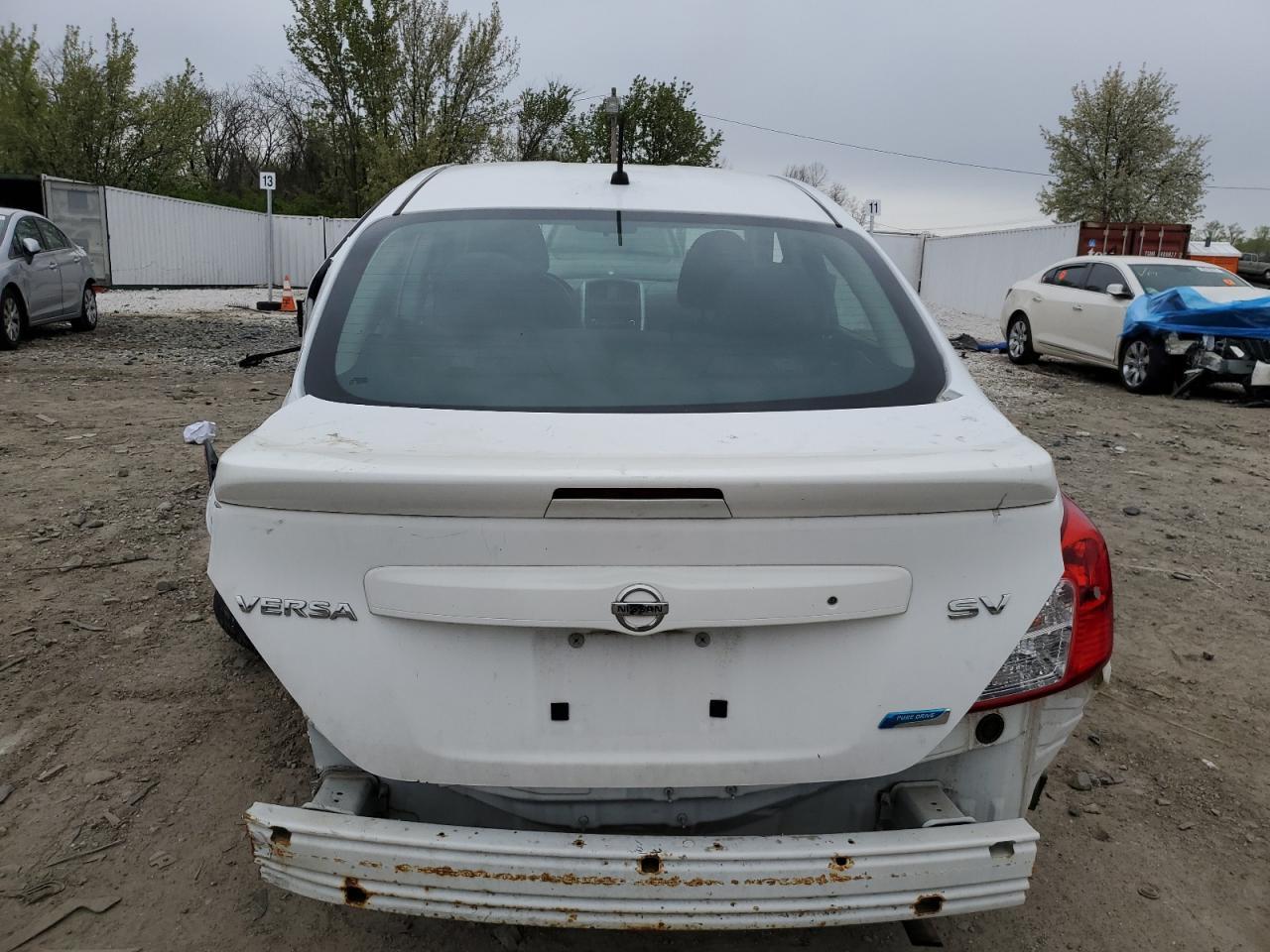 2016 NISSAN VERSA S - Image 6