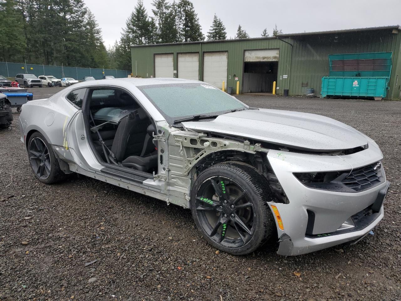 2019 CHEVROLET CAMARO LS - Image 4
