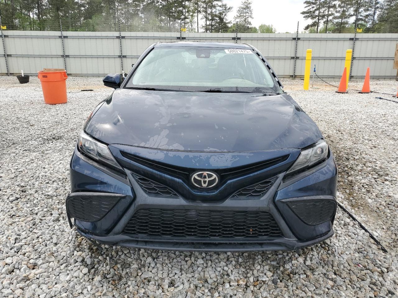 2021 TOYOTA CAMRY SE - Image 5