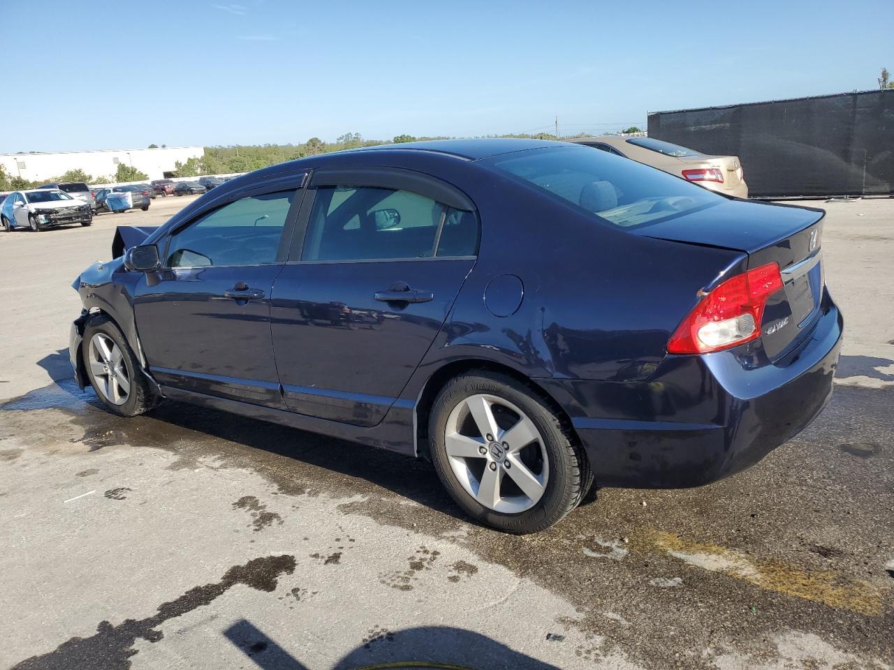 2011 HONDA CIVIC LX - Image 2