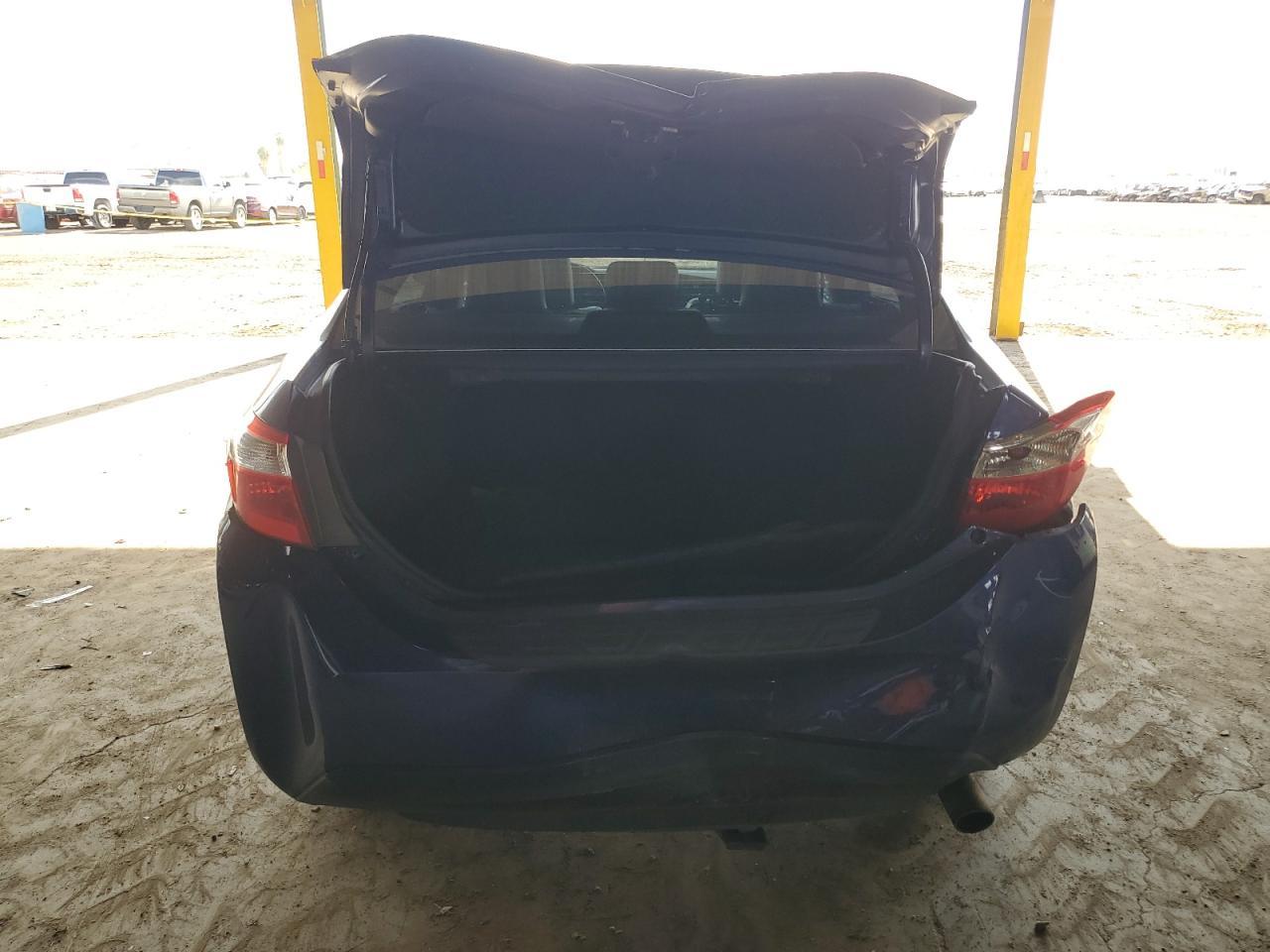2016 TOYOTA COROLLA L - Image 6