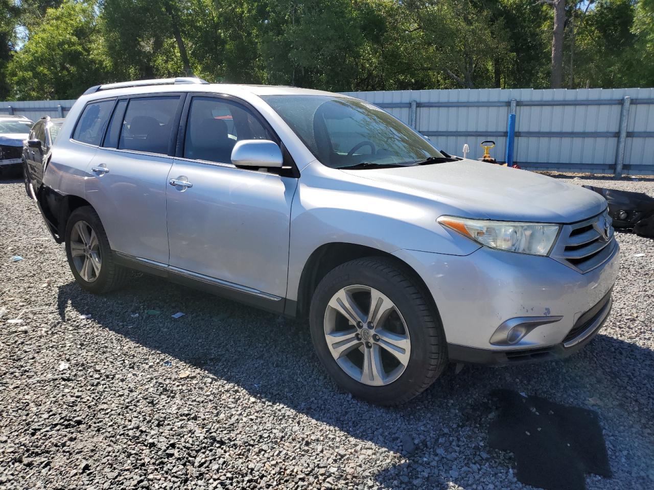 2012 TOYOTA HIGHLANDER - Image 4
