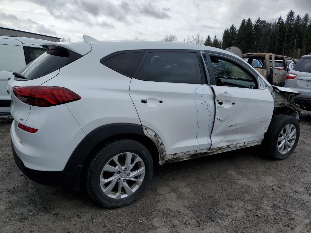 2019 HYUNDAI TUCSON SE - Фото 3