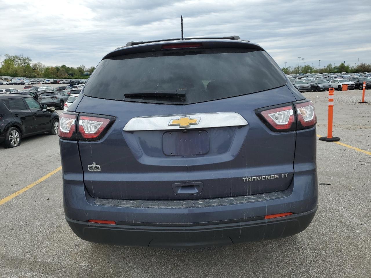 2014 CHEVROLET TRAVERSE L - Image 6