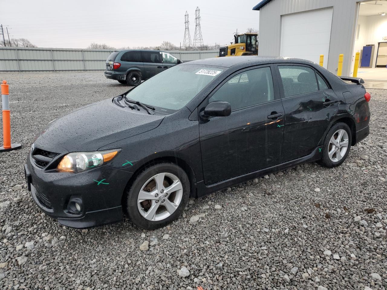 2013 TOYOTA COROLLA BA