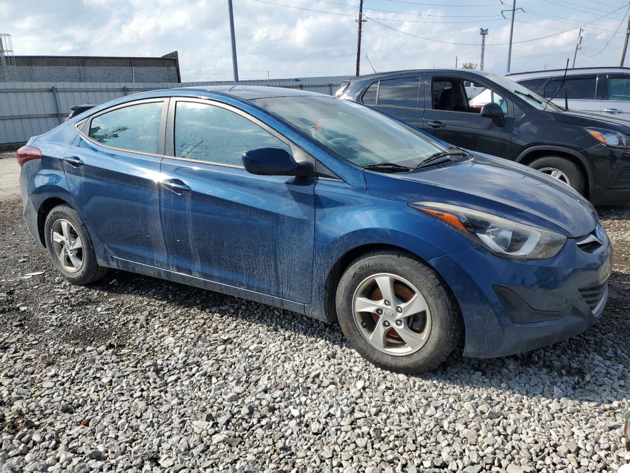 2015 HYUNDAI ELANTRA SE - Image 4
