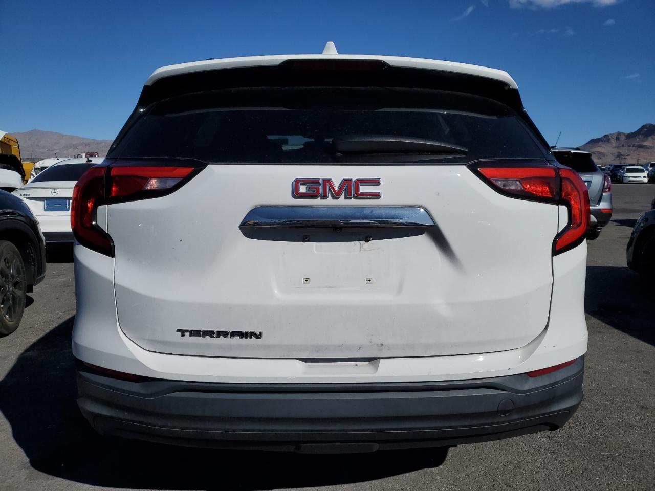 2018 GMC TERRAIN SL - Image 6