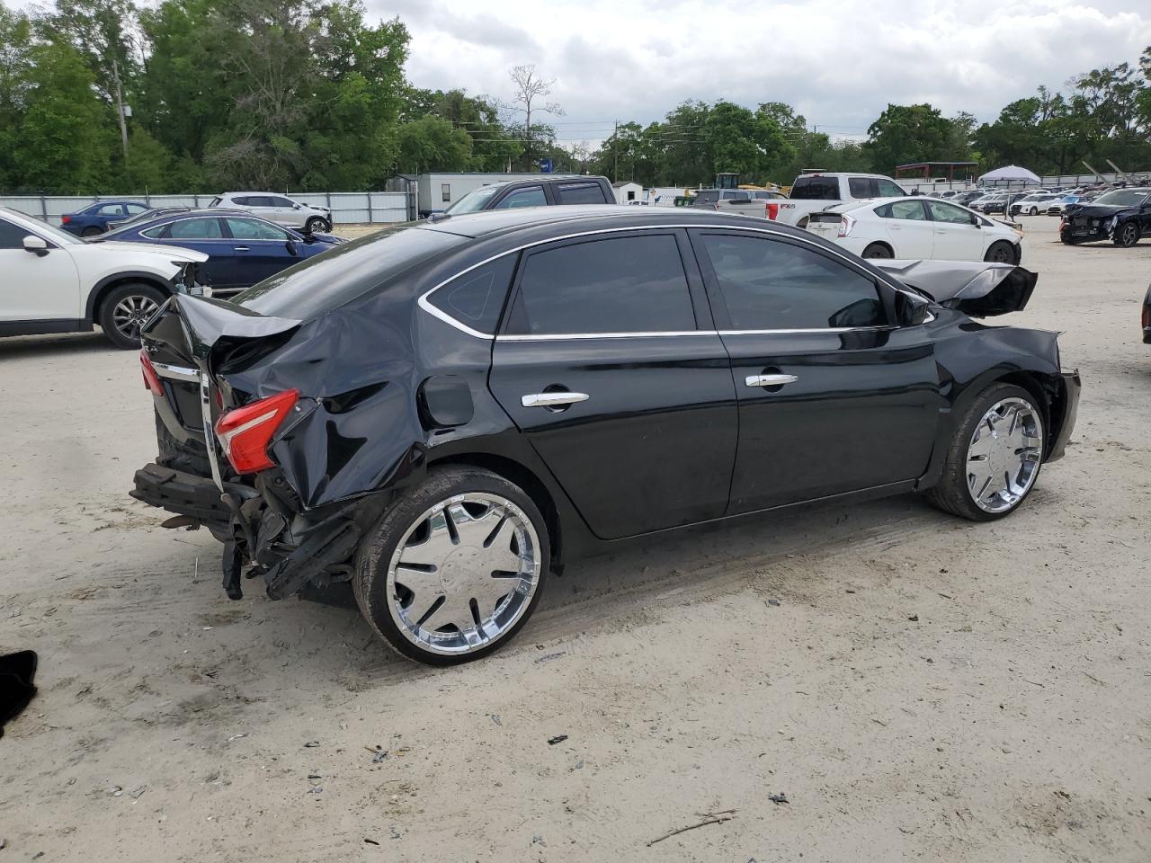 2017 NISSAN SENTRA S - Фото 3