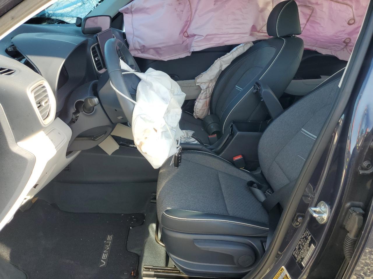 2023 HYUNDAI VENUE SEL - Image 7