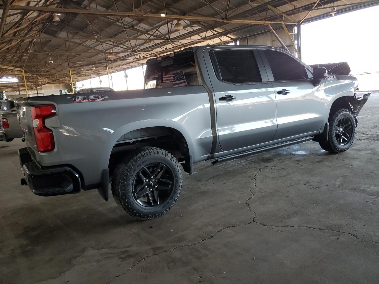 2021 CHEVROLET SILVERADO - Фото 3