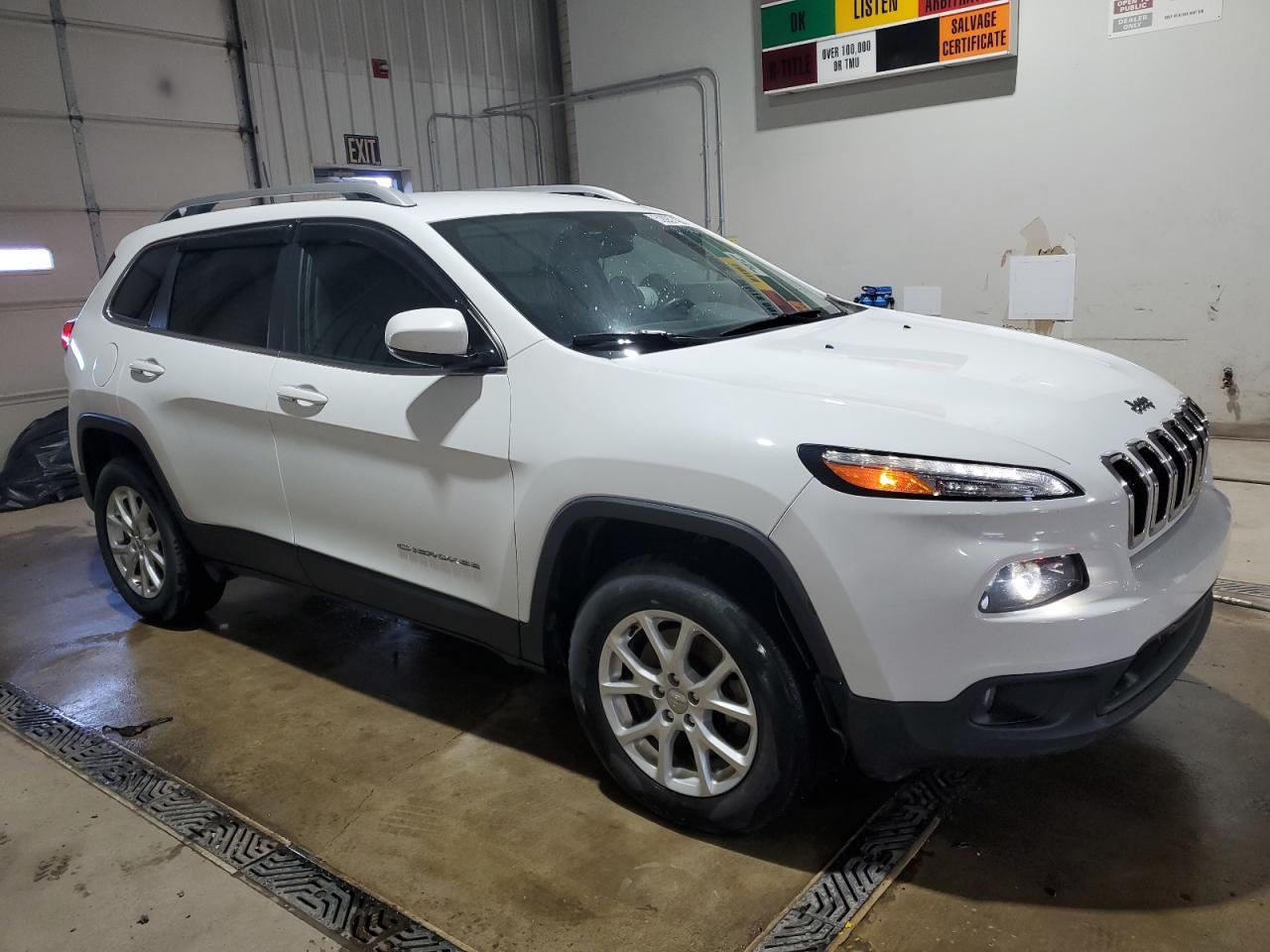 2017 JEEP CHEROKEE L - Image 4