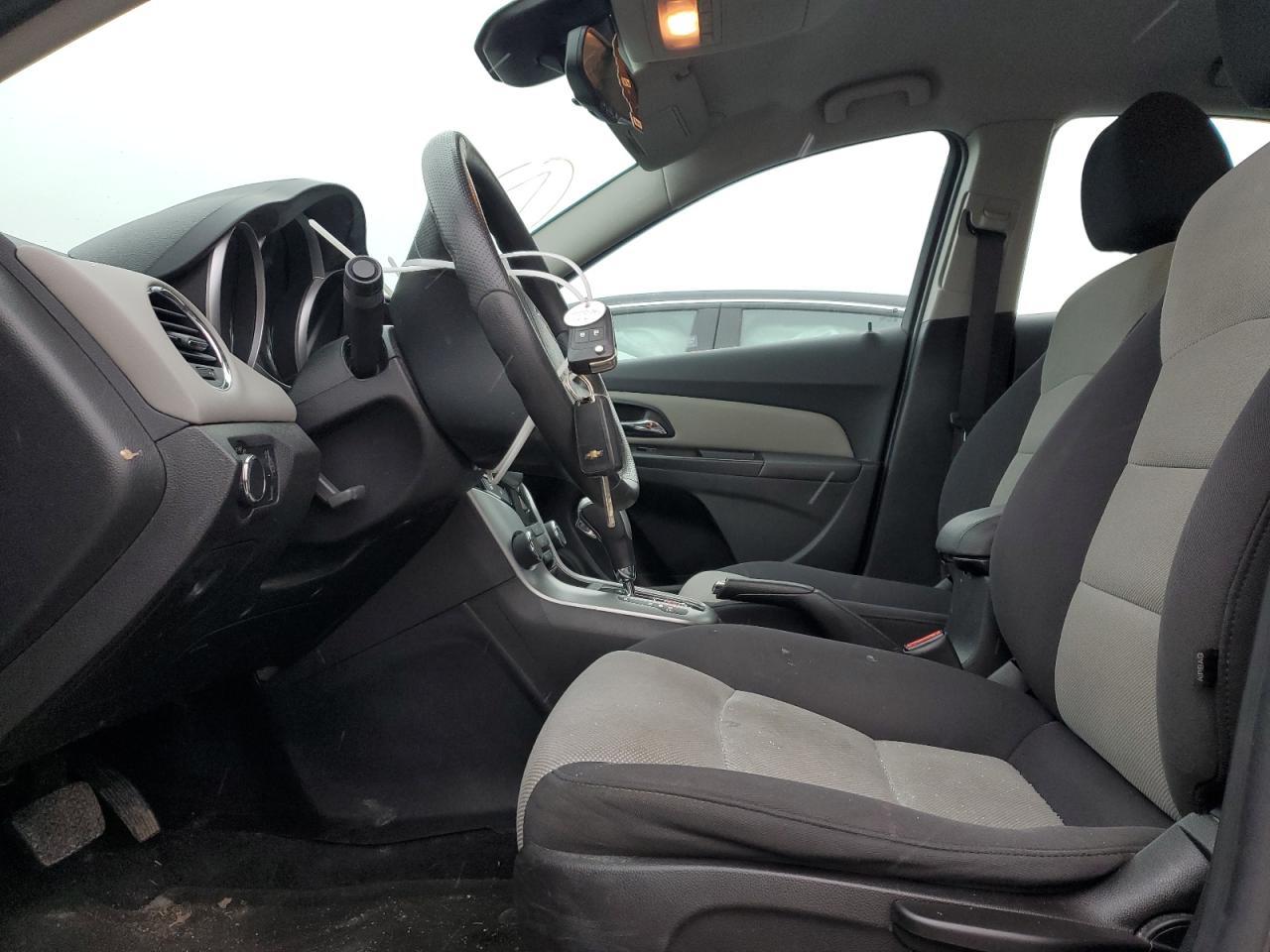 2014 CHEVROLET CRUZE LS - Image 7