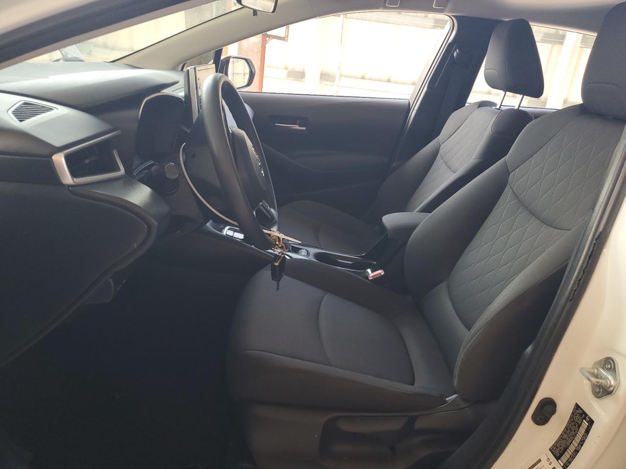 2020 TOYOTA COROLLA LE - Фото 7