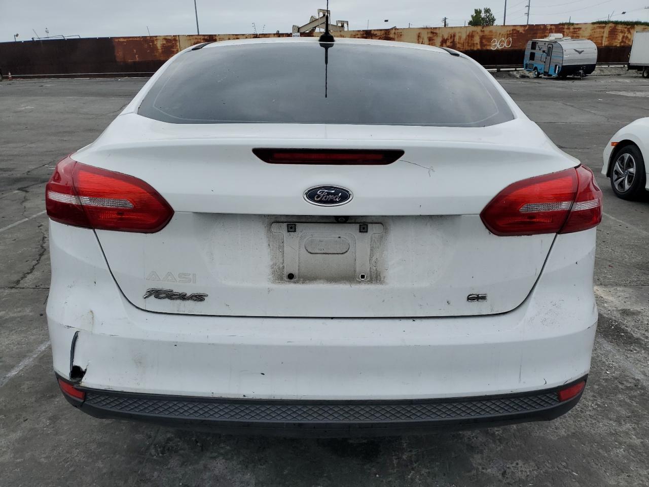 2016 FORD FOCUS SE - Фото 6