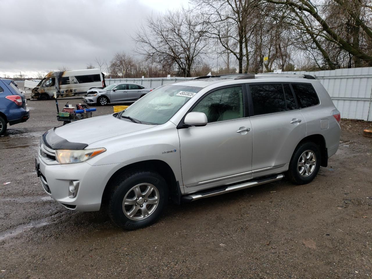 2011 TOYOTA HIGHLANDER