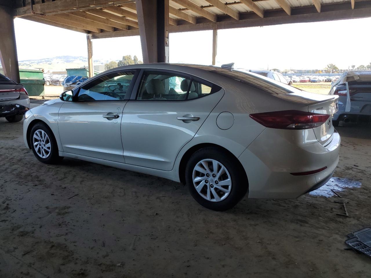 2017 HYUNDAI ELANTRA SE - Фото 2