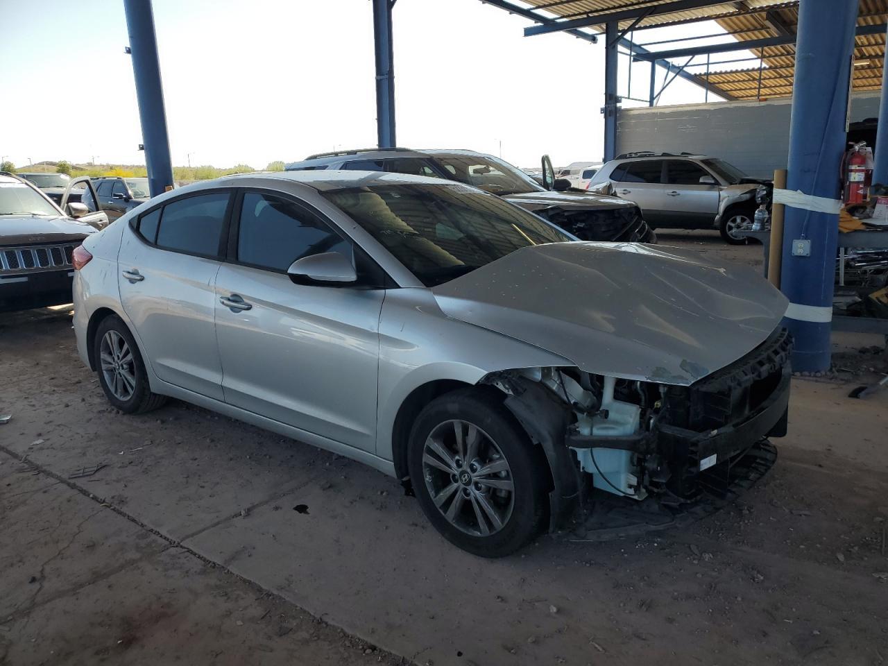 2017 HYUNDAI ELANTRA SE - Фото 4