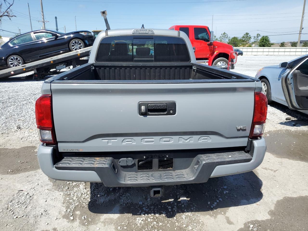 2018 TOYOTA TACOMA DOU - Image 6
