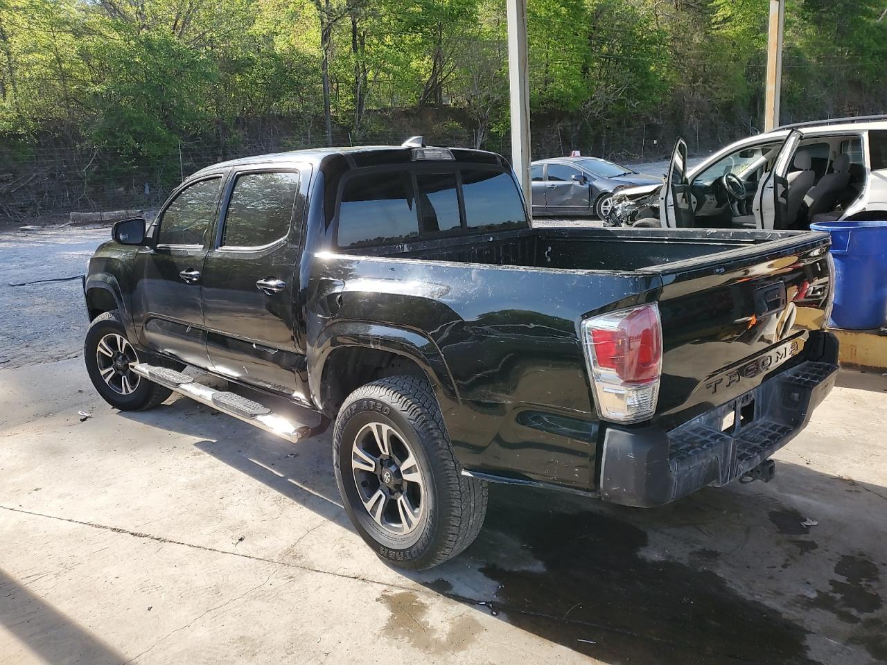 2017 TOYOTA TACOMA DOU - Фото 2
