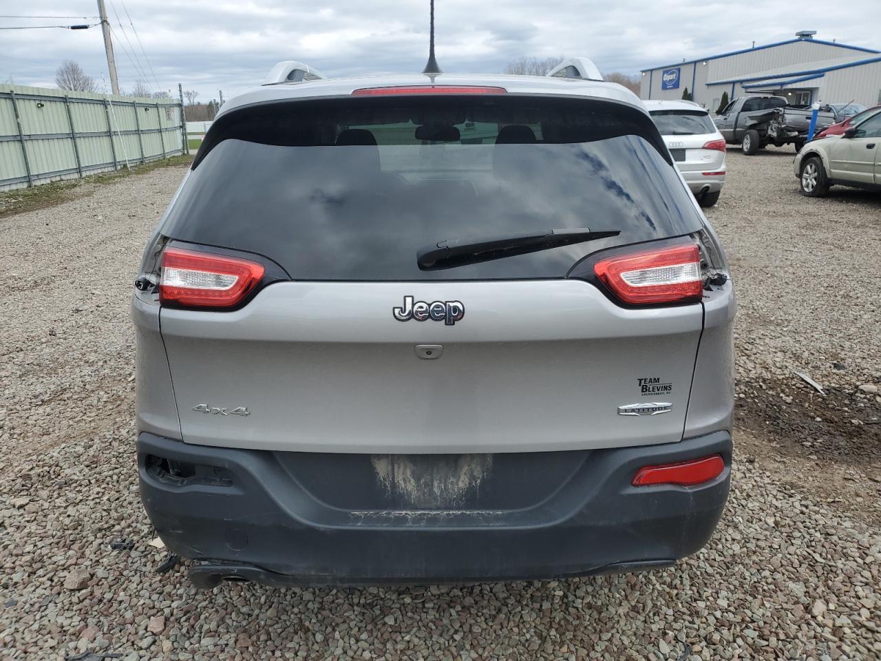 2017 JEEP CHEROKEE L - Image 6