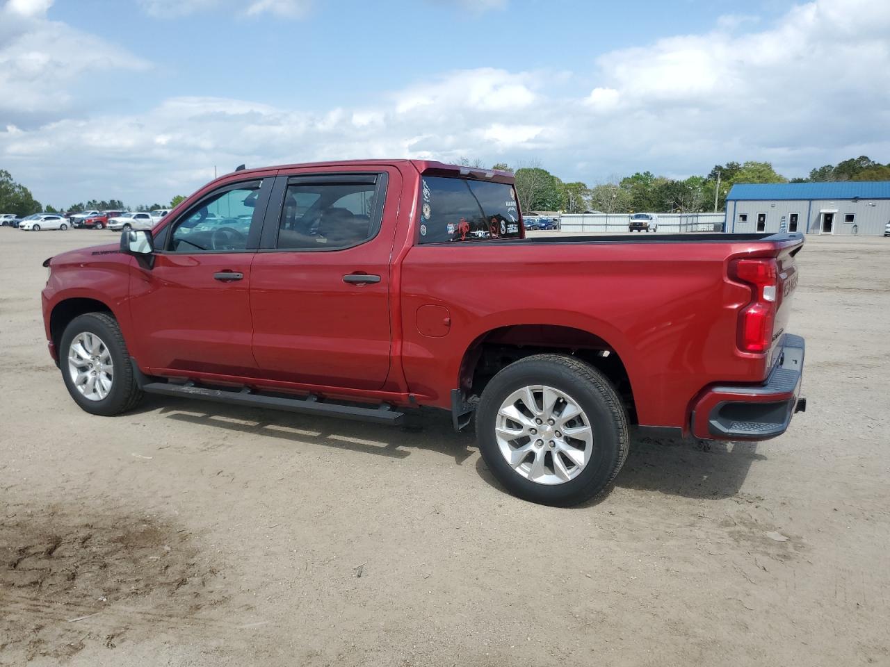2020 CHEVROLET SILVERADO - Image 2