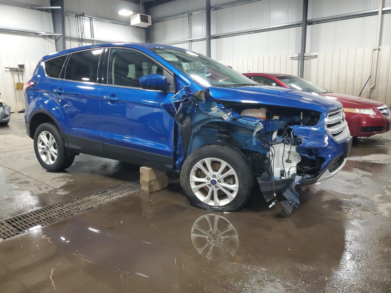2017 FORD ESCAPE SE - Фото 4
