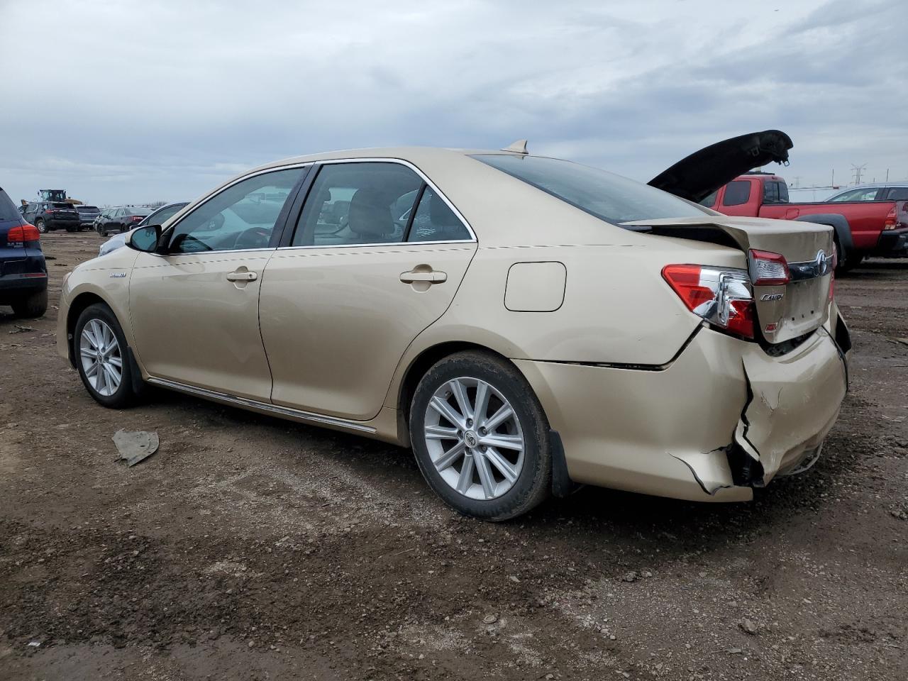 2012 TOYOTA CAMRY HYBR - Фото 2