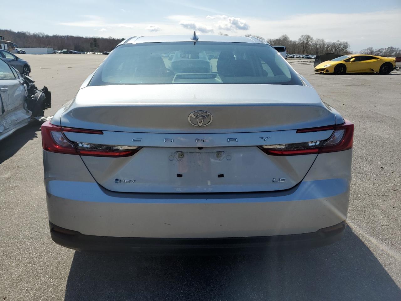 2025 TOYOTA CAMRY XSE - Image 6