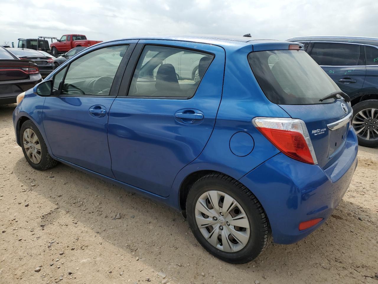 2013 TOYOTA YARIS - Фото 2