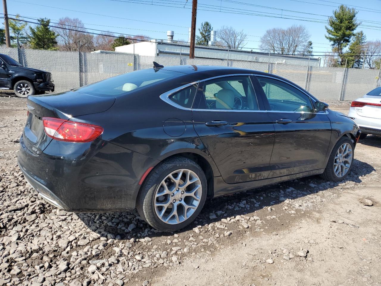 2015 CHRYSLER 200 C - Image 3