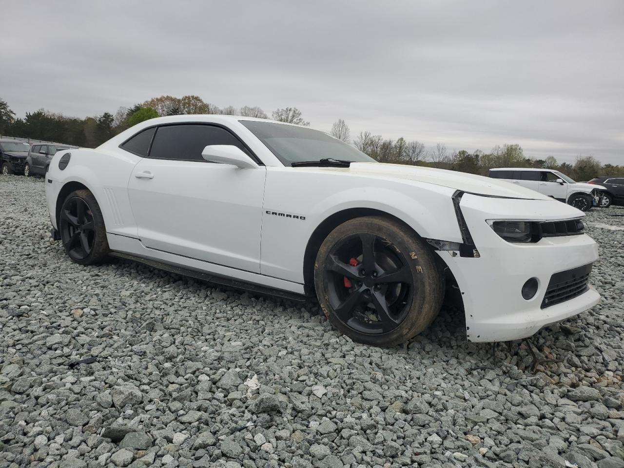 2015 CHEVROLET CAMARO LT - Image 4
