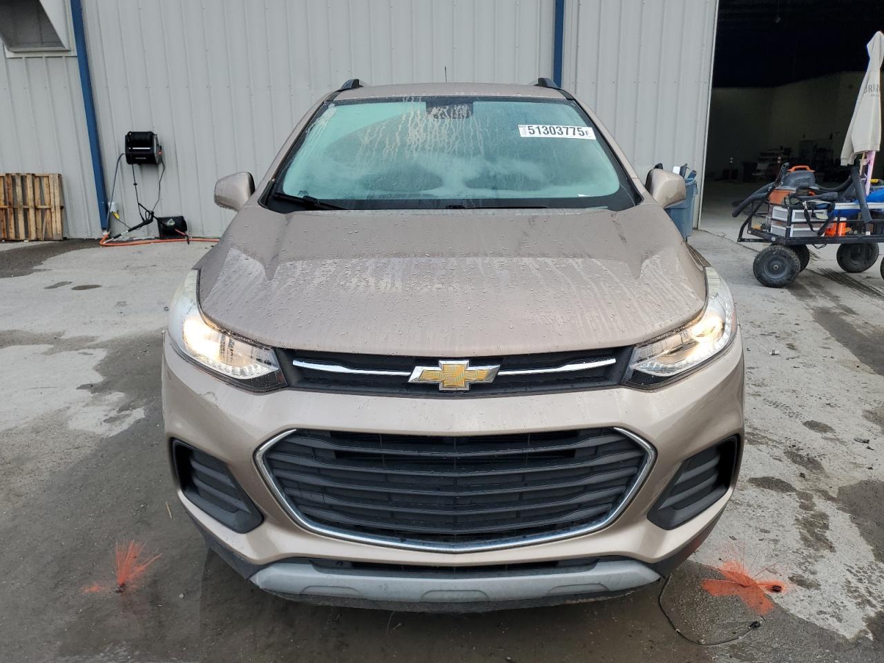 2018 CHEVROLET TRAX 1LT - Image 5
